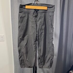 Lululemon Cropped Dance Studio Pant